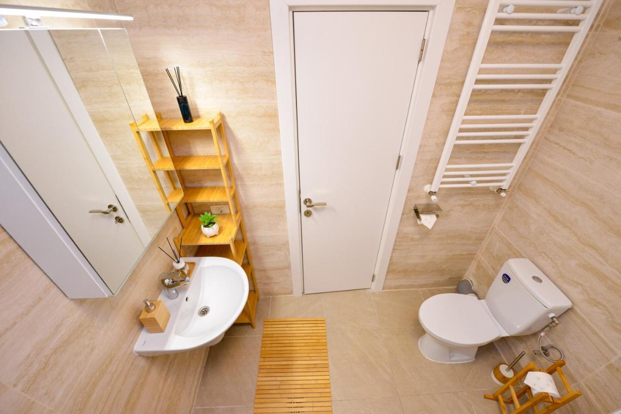 Sofia Cozy Apartment - Underground Private Parking Bucareste Exterior foto