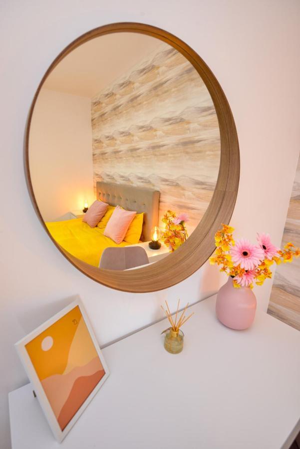 Sofia Cozy Apartment - Underground Private Parking Bucareste Exterior foto